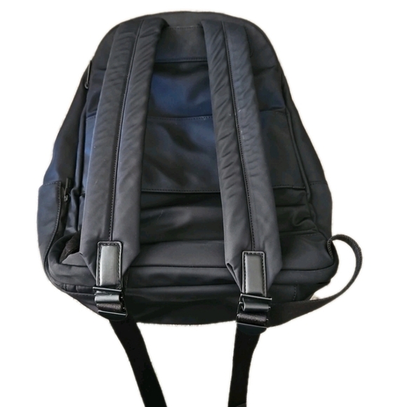 AWAY The Backpack Black Travel Carry-On Luggage 25.5L  Expandable Nylon TSA Bag - Picture 2 of 14